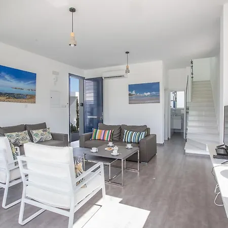 Rent Your Dream Holiday And Look Forward To Relaxing Beside Your Private Pool 1554 Protaras